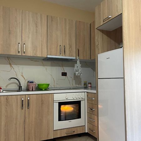 Apartament Shkembi I Kavajes Дуррес Екстер'єр фото