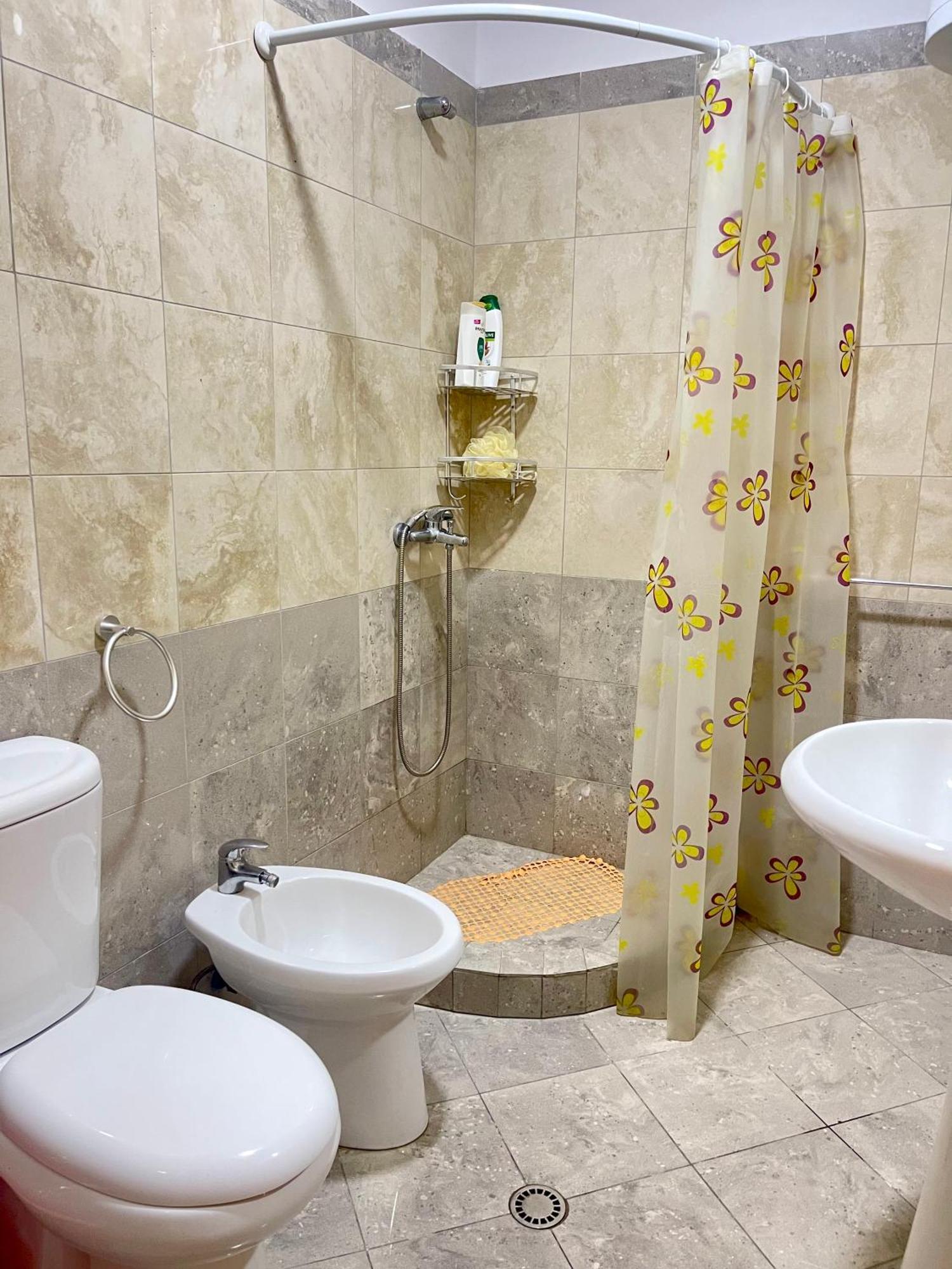 Apartament Shkembi I Kavajes Дуррес Екстер'єр фото