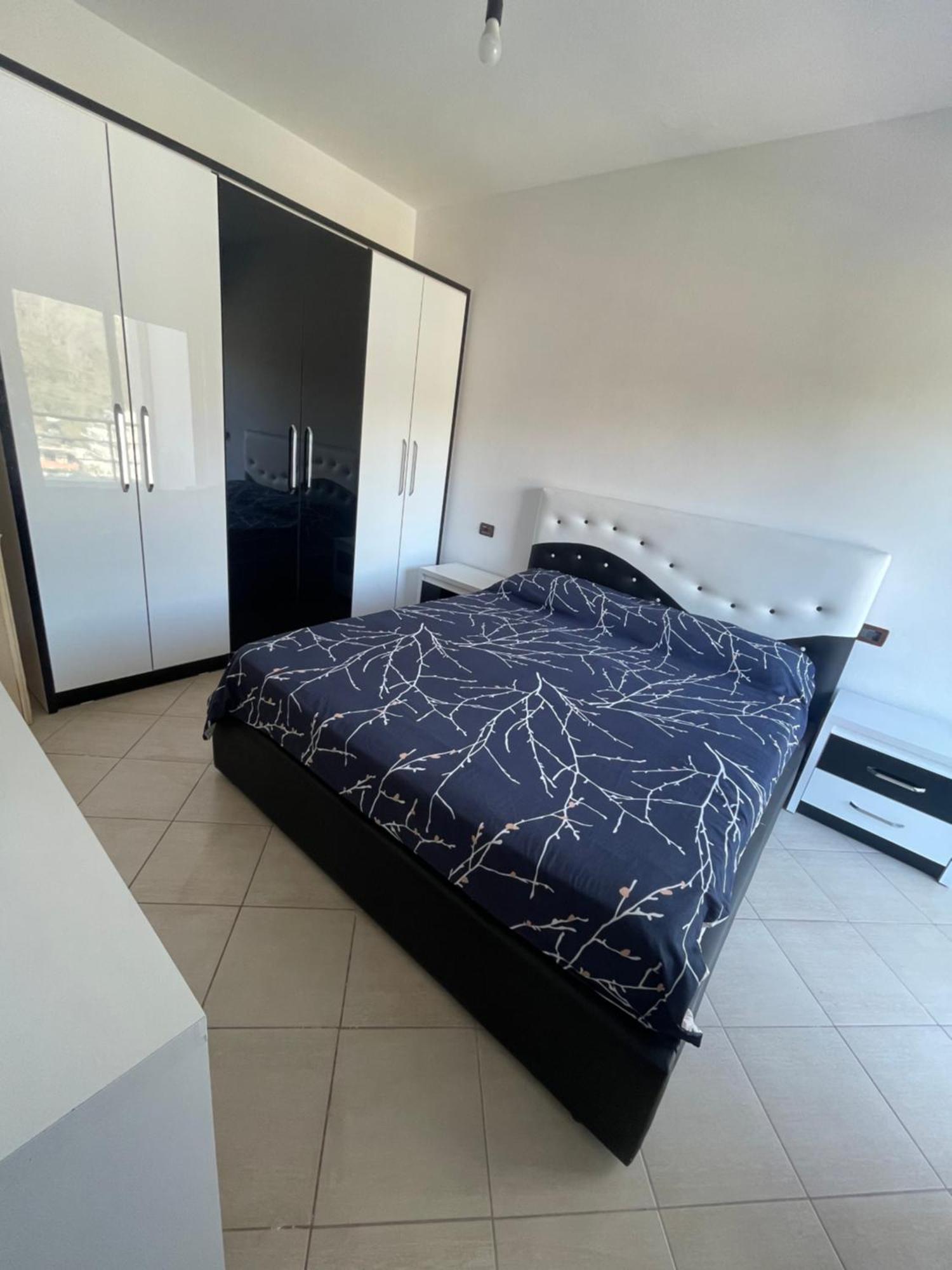 Apartament Shkembi I Kavajes Дуррес Екстер'єр фото